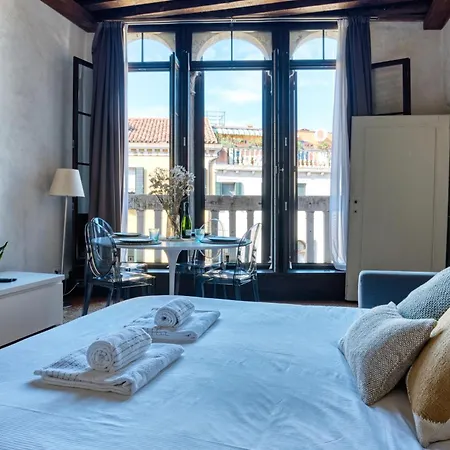 Apartmán Dream - Il Piu Centrale, Idromassaggio In Camera, Ascensore - 10 Min Da Rialto E San Marco *