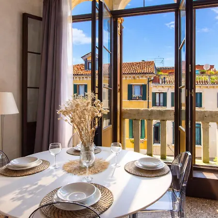 דירה Dream - Il Piu Centrale, Idromassaggio In Camera, Ascensore - 10 Min Da Rialto E San Marco ונציה